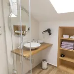 With 2 Bedrooms *