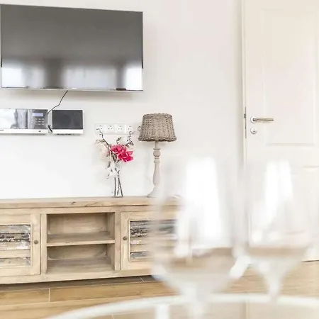 With 2 Bedrooms Будинок відпочинку Гарміш-Партенкірхен